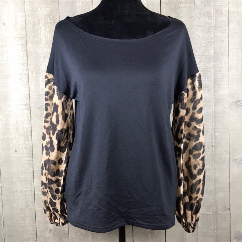 Leopard print sheer balloon sleeve top - Picture 2 of 5